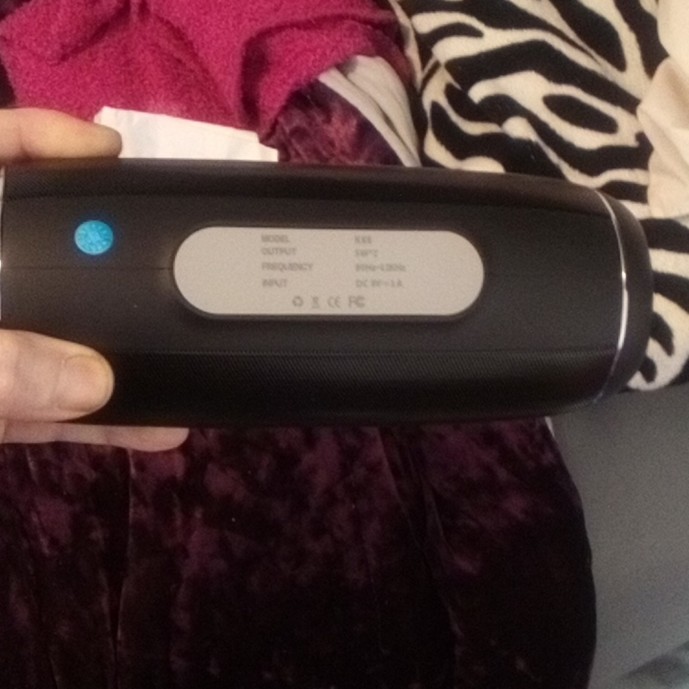 Blue tooth speaker - Picture 2 of 4